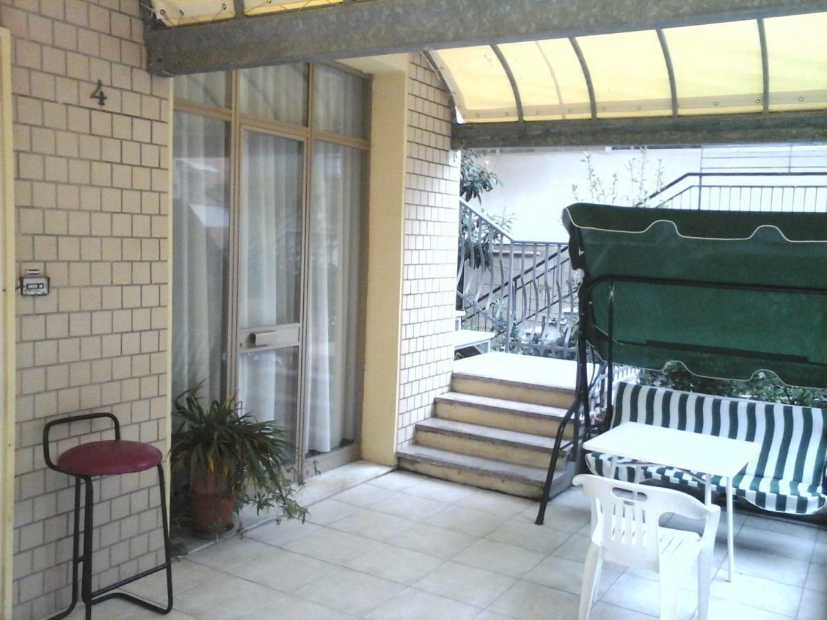 Residence Edera Rimini Exteriör bild